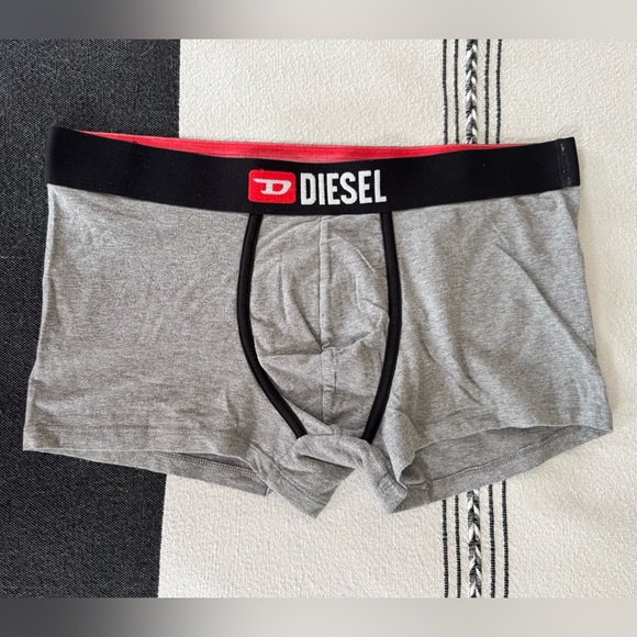 Diesel Men's Gray Boxer Briefs with Black Waistband - Picture 1 of 4